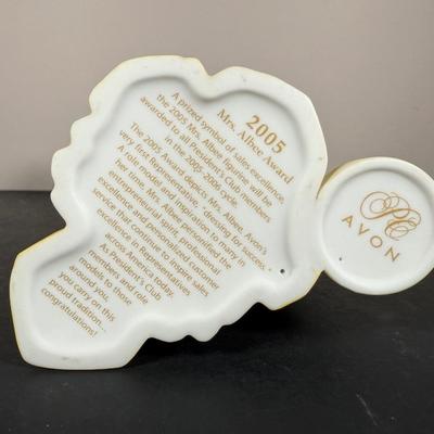 LOT 191D: Avon President’s Club Mrs. Albee Awards in Boxes 2003-2014