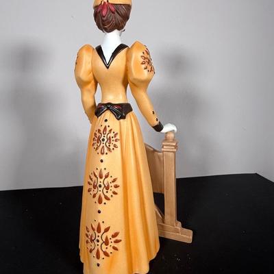 LOT 191D: Avon President’s Club Mrs. Albee Awards in Boxes 2003-2014