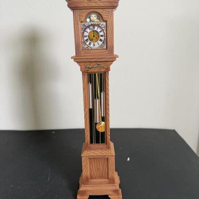 LOT 192D: Avon President’s Club Mrs. Albee Awards in Boxes 1990, 1994, 1996-2002