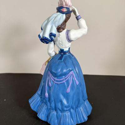 LOT 192D: Avon President’s Club Mrs. Albee Awards in Boxes 1990, 1994, 1996-2002