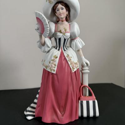 LOT 192D: Avon President’s Club Mrs. Albee Awards in Boxes 1990, 1994, 1996-2002