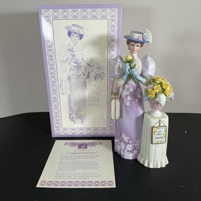 LOT 192D: Avon President’s Club Mrs. Albee Awards in Boxes 1990, 1994, 1996-2002