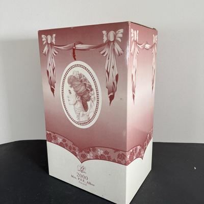 LOT 192D: Avon President’s Club Mrs. Albee Awards in Boxes 1990, 1994, 1996-2002