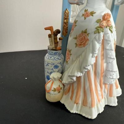 LOT 193D: Avon President’s Club Mrs. Albee Awards in Boxes 1996, 1988, 1991-1993