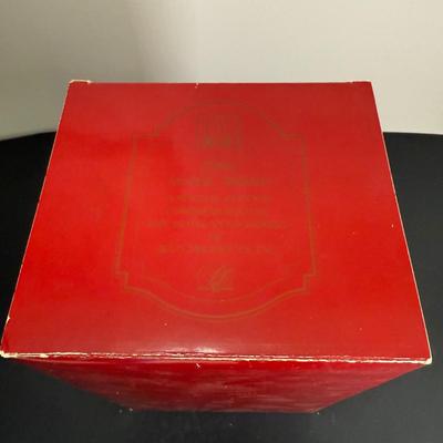 LOT 193D: Avon President’s Club Mrs. Albee Awards in Boxes 1996, 1988, 1991-1993