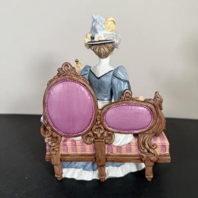 LOT 193D: Avon President’s Club Mrs. Albee Awards in Boxes 1996, 1988, 1991-1993