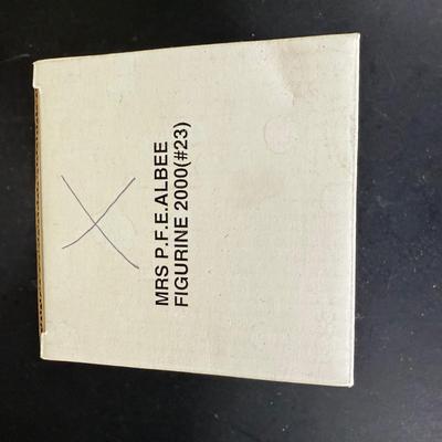 LOT 195D: Avon Mini Mrs PFE Albee Figurines w/ Cloche Displays & Boxes 1995-2000