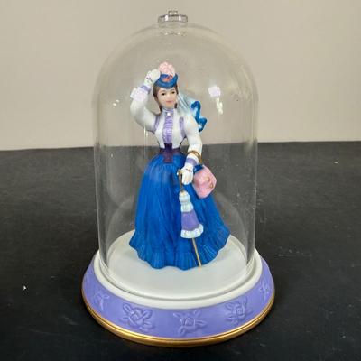 LOT 195D: Avon Mini Mrs PFE Albee Figurines w/ Cloche Displays & Boxes 1995-2000