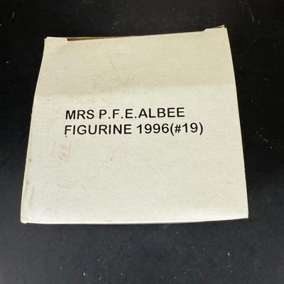 LOT 195D: Avon Mini Mrs PFE Albee Figurines w/ Cloche Displays & Boxes 1995-2000