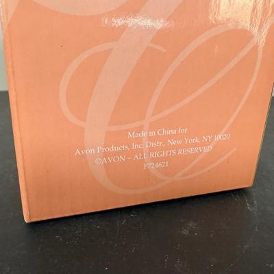 LOT 196D: Avon Mini Mrs PFE Albee Figurines w/ Cloche Displays & Boxes 2001-2002, 2004, 2007-2008 & 2009