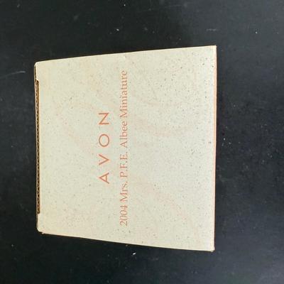 LOT 196D: Avon Mini Mrs PFE Albee Figurines w/ Cloche Displays & Boxes 2001-2002, 2004, 2007-2008 & 2009