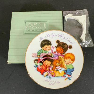 LOT 197D: Vintage Avon Mother’s Day Plates, A Child’s Christmas Plates, Aynsley England Pembroke Repro Bowl & Fork w/ More
