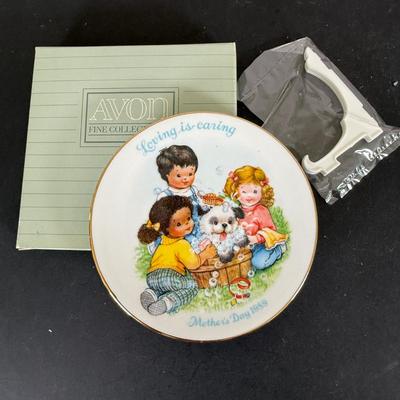 LOT 197D: Vintage Avon Mother’s Day Plates, A Child’s Christmas Plates, Aynsley England Pembroke Repro Bowl & Fork w/ More