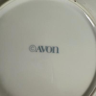 LOT 198D: Christmas Gifts & Home Decor - Avon, Homco Denim Days Santa, Lenox, Norman Rockwell & More