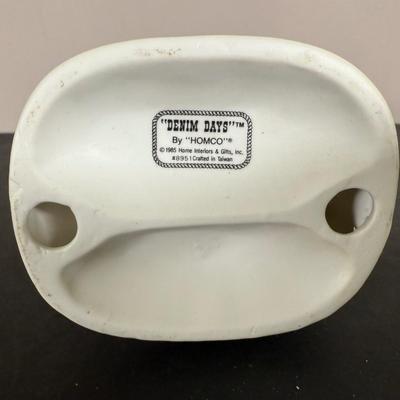 LOT 198D: Christmas Gifts & Home Decor - Avon, Homco Denim Days Santa, Lenox, Norman Rockwell & More