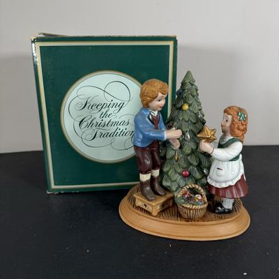 LOT 198D: Christmas Gifts & Home Decor - Avon, Homco Denim Days Santa, Lenox, Norman Rockwell & More