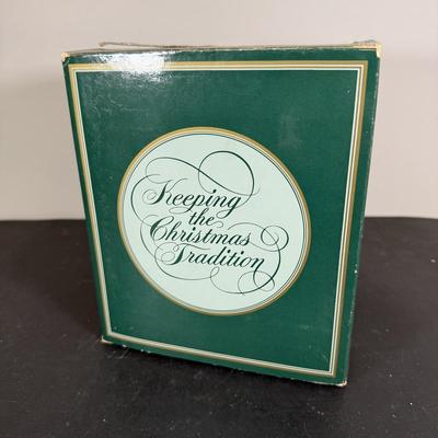 LOT 198D: Christmas Gifts & Home Decor - Avon, Homco Denim Days Santa, Lenox, Norman Rockwell & More