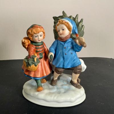 LOT 198D: Christmas Gifts & Home Decor - Avon, Homco Denim Days Santa, Lenox, Norman Rockwell & More