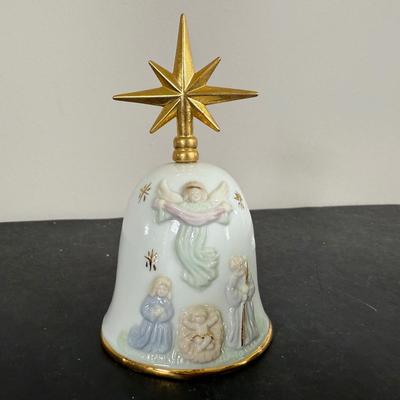 LOT 198D: Christmas Gifts & Home Decor - Avon, Homco Denim Days Santa, Lenox, Norman Rockwell & More