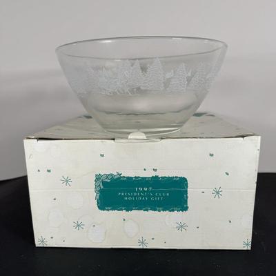 LOT 199D: Avon President’s Club Holiday Gifts in Boxes - 90s & 2000s