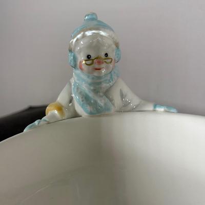 LOT 199D: Avon President’s Club Holiday Gifts in Boxes - 90s & 2000s