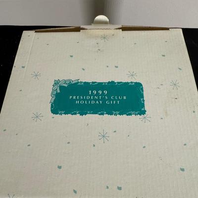 LOT 199D: Avon President’s Club Holiday Gifts in Boxes - 90s & 2000s