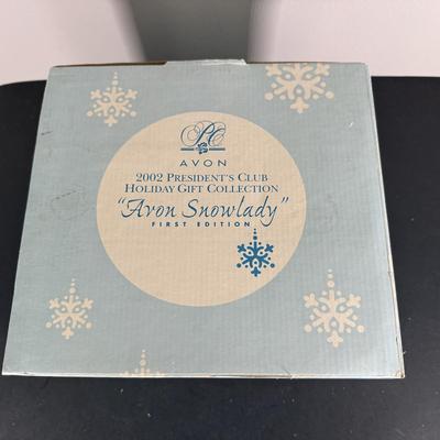 LOT 199D: Avon President’s Club Holiday Gifts in Boxes - 90s & 2000s