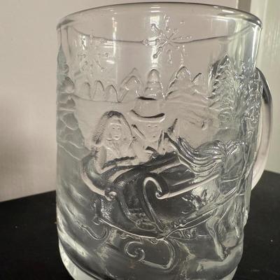 LOT 199D: Avon President’s Club Holiday Gifts in Boxes - 90s & 2000s