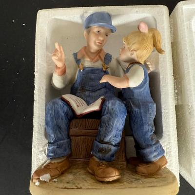 LOT 200D: 1986 Edwin M Knowles Sound of Music Plate, 1973 Avon Betsy Ross Plates, Images of Hollywood Scarlett O’Hara Figurine, Homco...