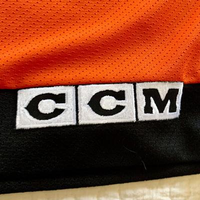 LOT 212 M: Signed Eric Lindros #88 Philadelphia Flyers Hockey Jersey Size XXL