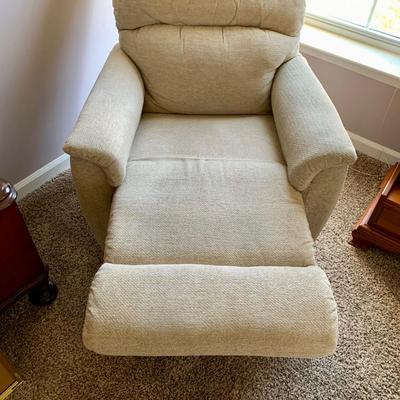 LOT 213 M: Tan Rocking Recliner