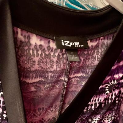 LOT 214 M: CLOSET CLEAR OUT! Purses, Women's Shoes, Mens Shirts, Dresses New w/ Tags, Hats, Gloves, Scarves, & More!