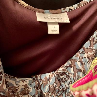 LOT 214 M: CLOSET CLEAR OUT! Purses, Women's Shoes, Mens Shirts, Dresses New w/ Tags, Hats, Gloves, Scarves, & More!