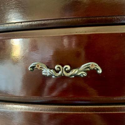 LOT 216 M: 1980's Cherry Wood Powell Queen Anne Flip-Top 8 Drawer Jewelry Armoire