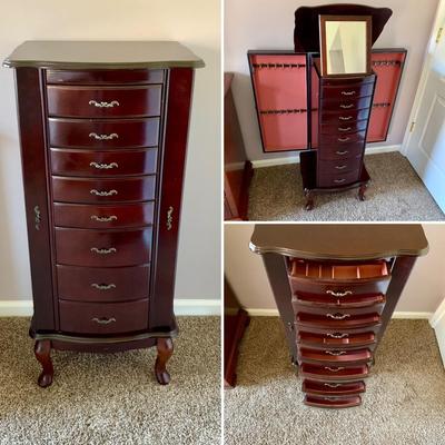 LOT 216 M: 1980's Cherry Wood Powell Queen Anne Flip-Top 8 Drawer Jewelry Armoire