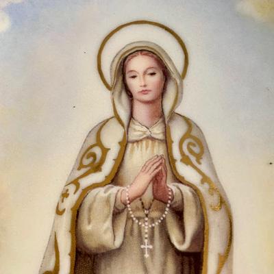 LOT 225 B: Collection of Bradford Exchange "Visions Of Our Lady" by Hector Garrido Collectors Plates: "Our Lady Of...