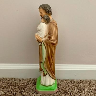 LOT 227 B: Religious Collection: Wall Decor & Statues