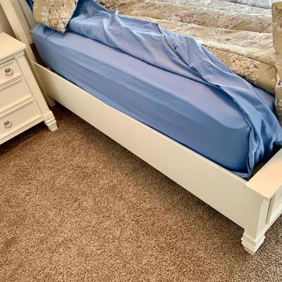 LOT 228 B: Ashley Furniture White Bedset: Sleigh Bed w/ 2 Drawers, 3 Drawer Bedside Table, 6 Drawer 2 Cabinet Dresser w/ Mirror