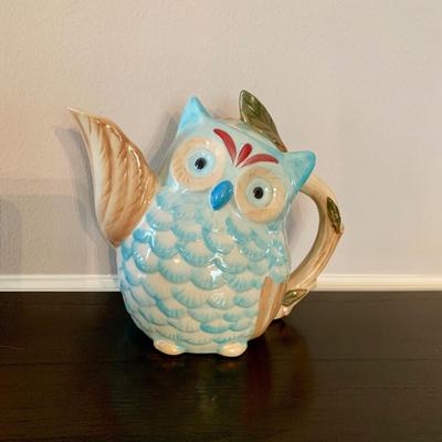 LOT 235 D: Owl & Elephant Home Decor: Teapots & More