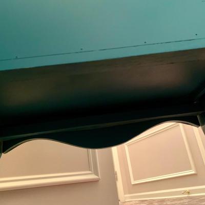 LOT 240 D: Ballard Designs Bench Seat, Pier 1 Imports Teal & Gold 3 Drawer Side Table, & Gilded Wall Mirror