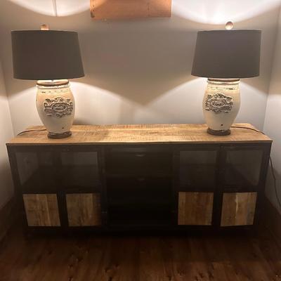 Pair Of Sutton Edition Song Table Lamps