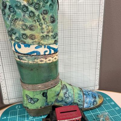 Metal boot with Wells Fargo bank