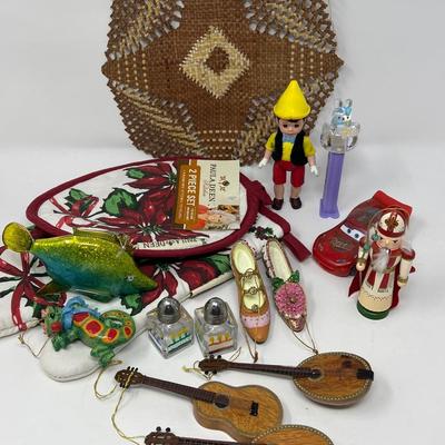 Variety of Holiday Ornaments & Paula Deen Pot Holders