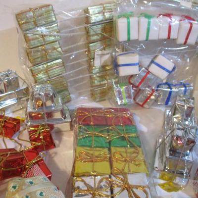 New Vintage Christmas Ornaments Silvestri Lot 98