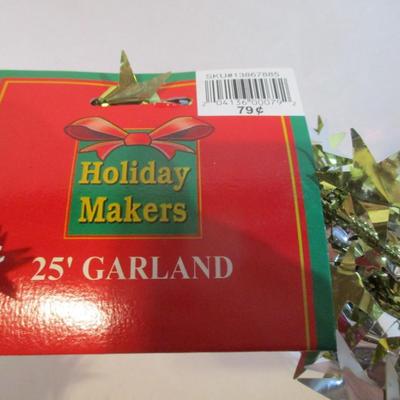 New Vintage Holiday Makers/Time Garland