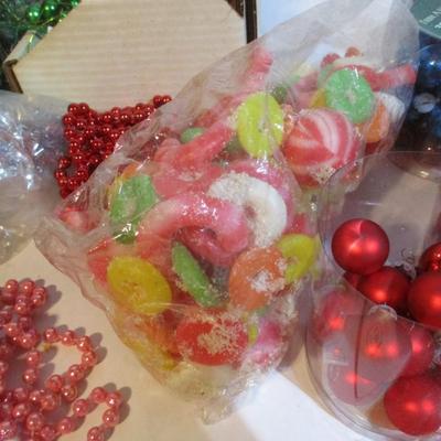 New Vintage Christmas Decorations Beaded Garland Glass Ornaments Lot 100