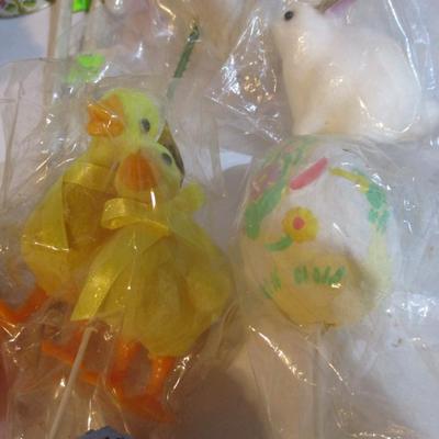 New Easter Decorations Lot 105
