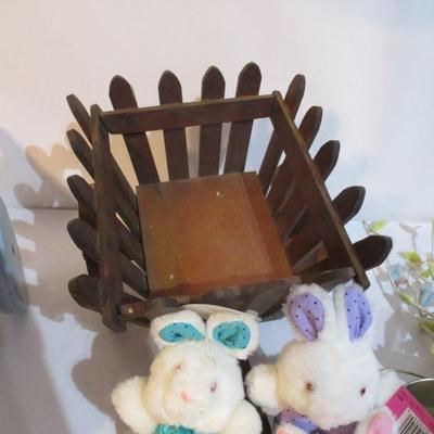 New Easter Decorations Lot 105