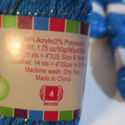 Herrschners Holiday Yarn Lot 108