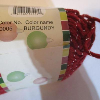 Herrschners Holiday Yarn Lot 109